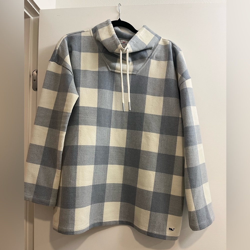 Vineyard Vines Gray and Cream Checkered Hoodie